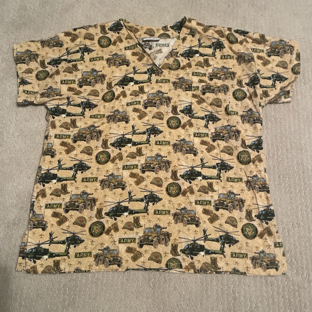 Mad About Scrubs Army Print Cotton Scrub Top Size XL
